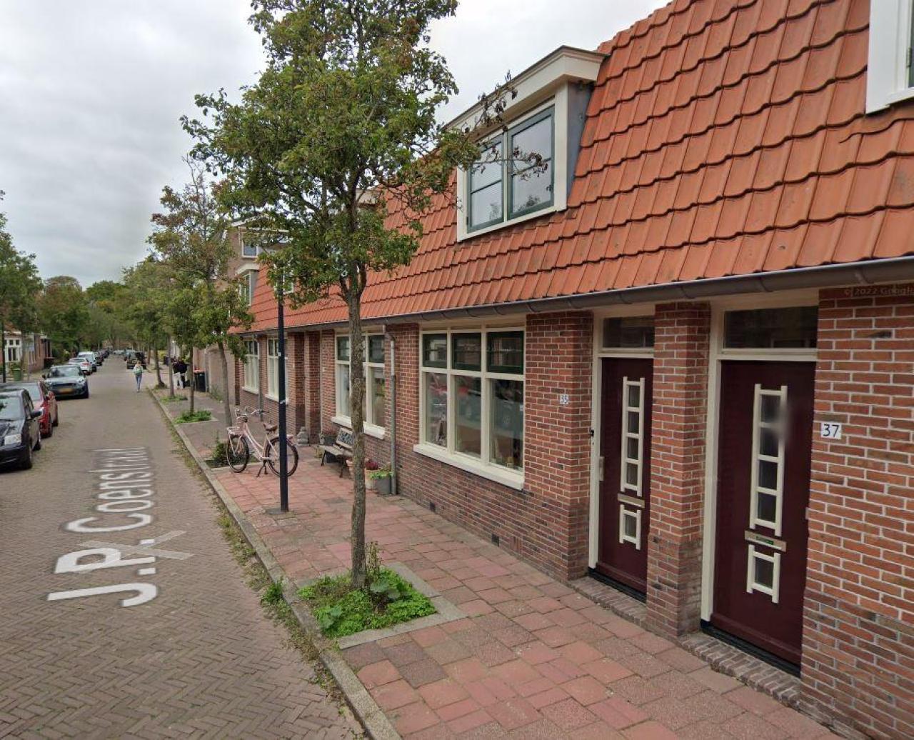 J.P. Coenstraat 35