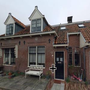 housePhoto
