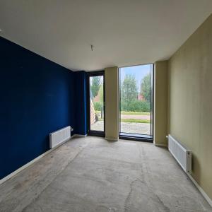 housePhoto