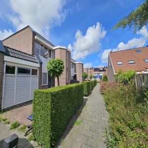 housePhoto