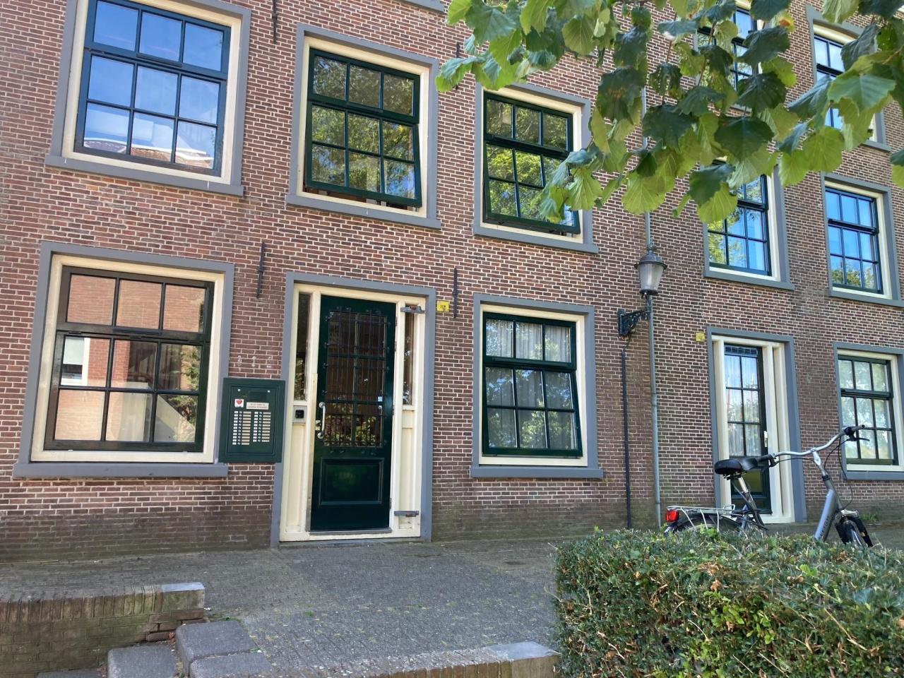Landswerf 44