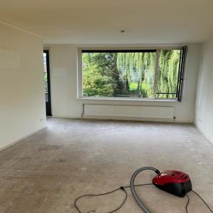 housePhoto