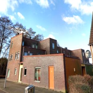 housePhoto