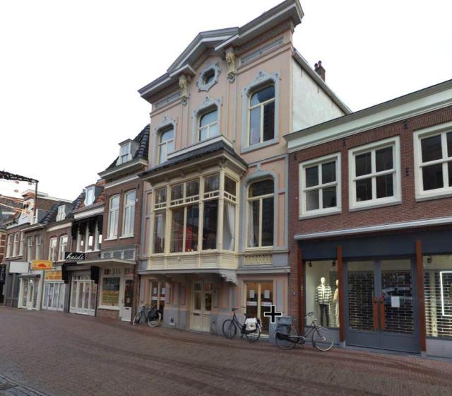 't Glop 6B, Hoorn