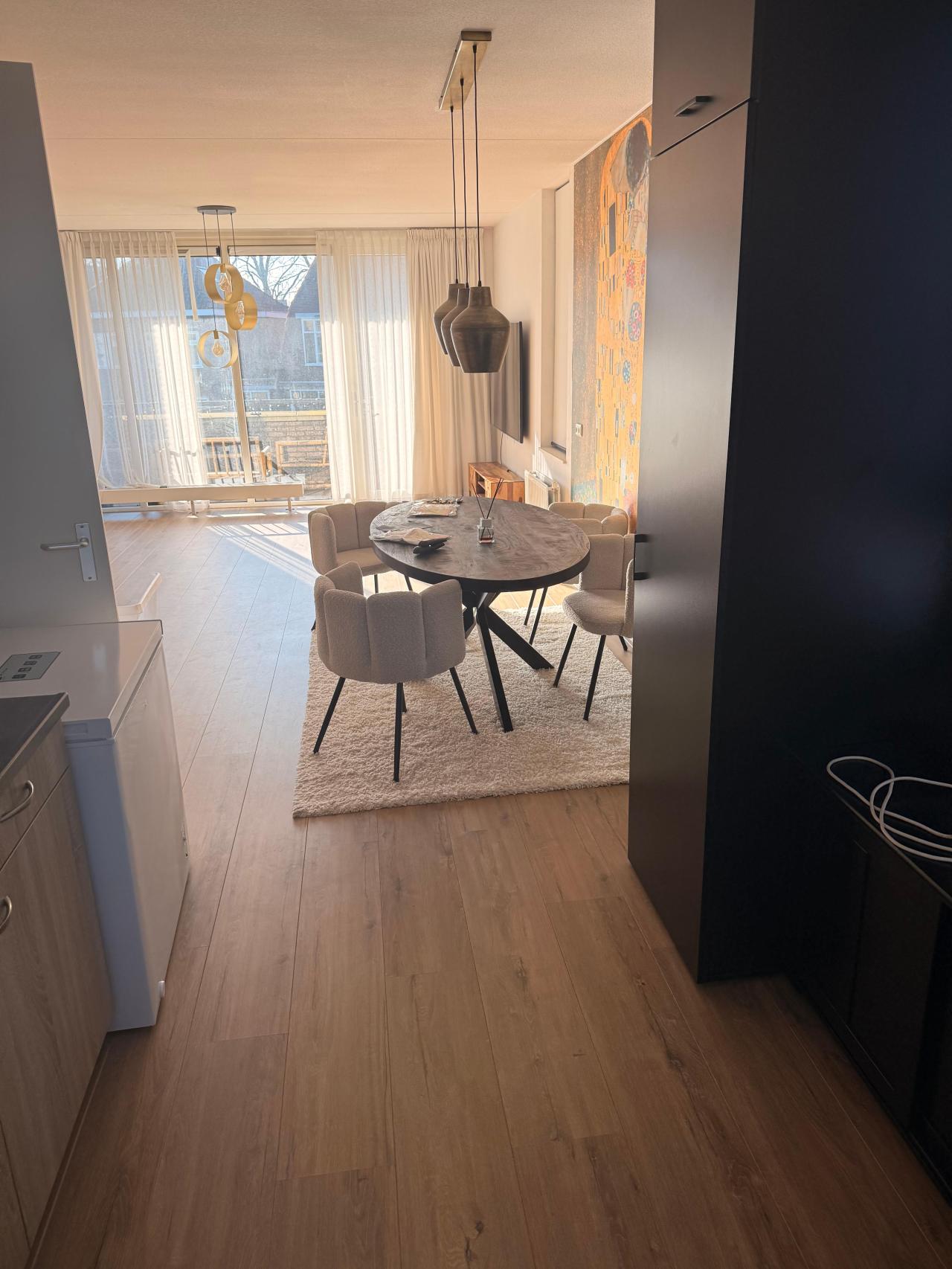 Doctor C.J.K. van Aalstweg 1F