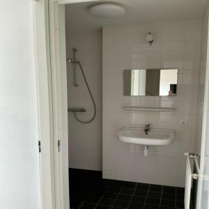 housePhoto