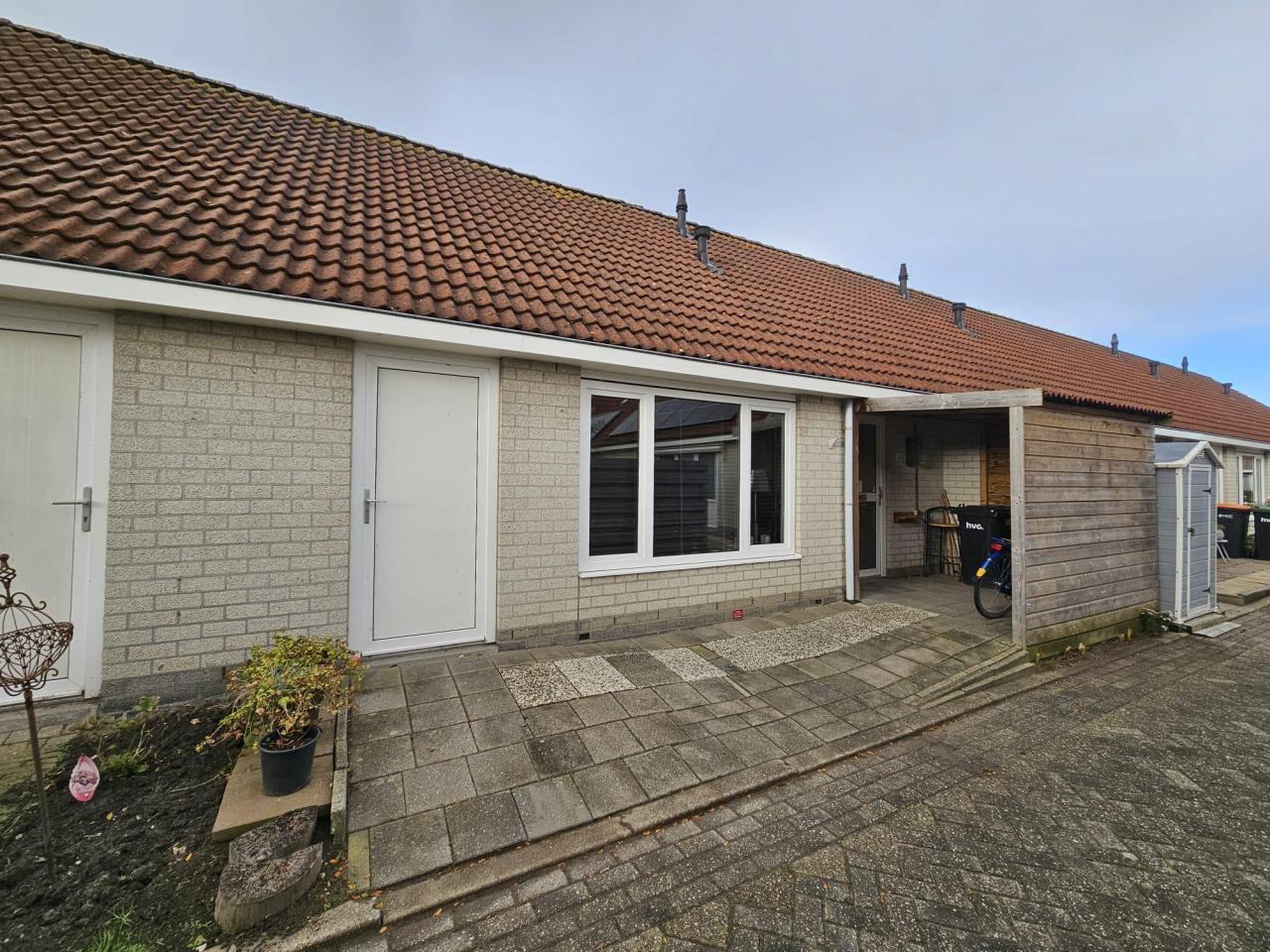 Dahlialaan 26, 1614 SM Lutjebroek, Nederland