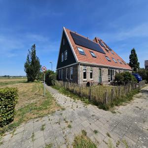 housePhoto