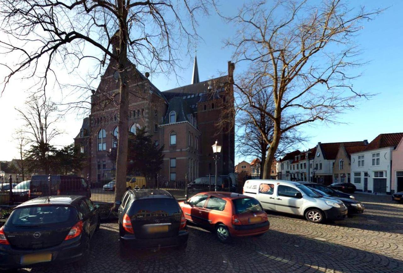 Kerkplein 