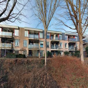 housePhoto