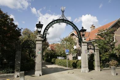 Snouck van Loosenpark 42