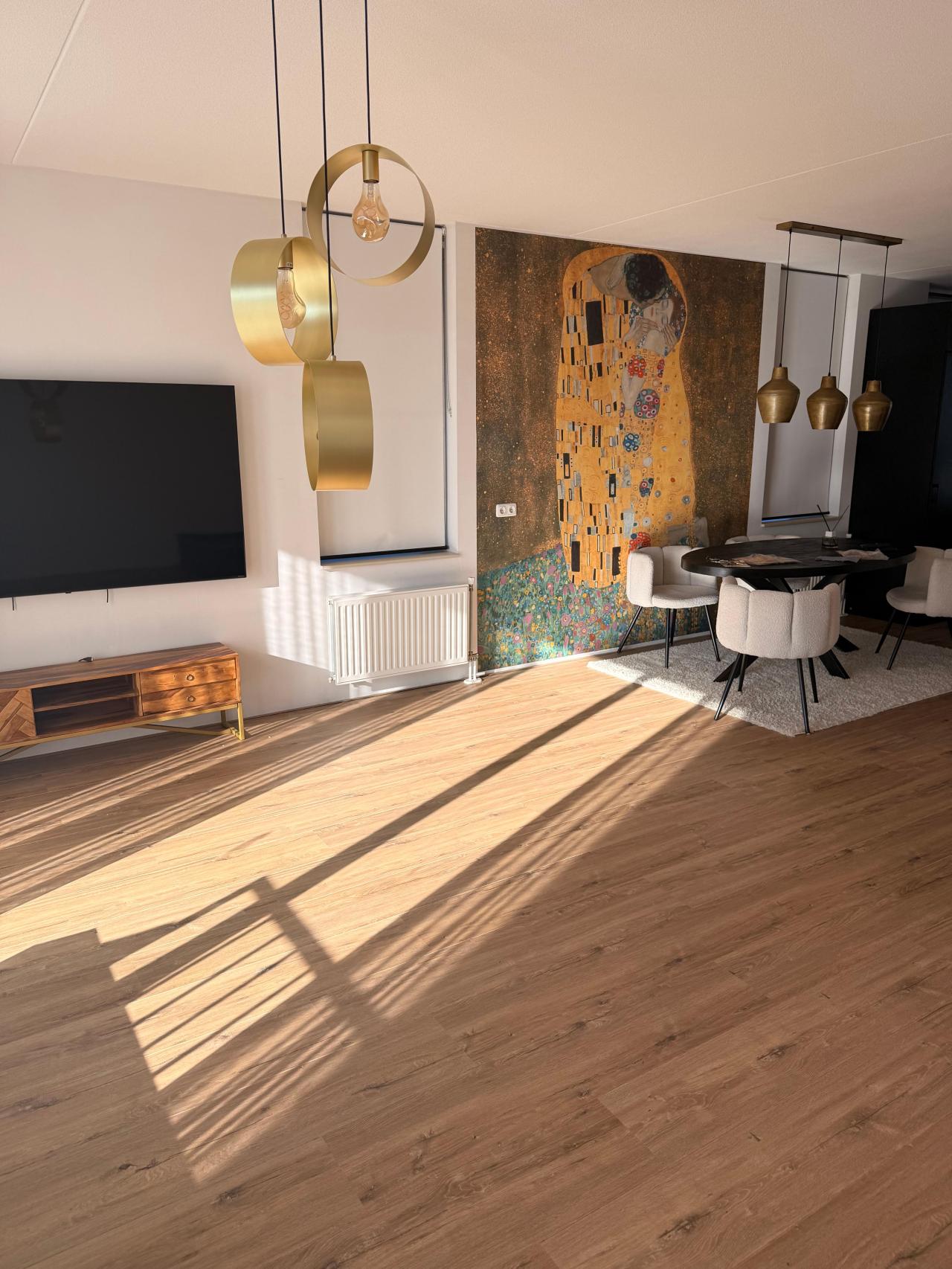 Doctor C.J.K. van Aalstweg 1F