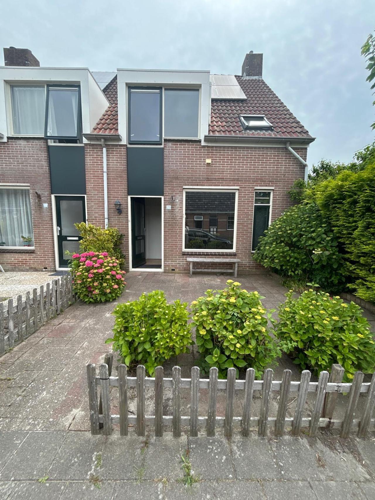 Marktweg 25, 1607 CB Hem, Nederland