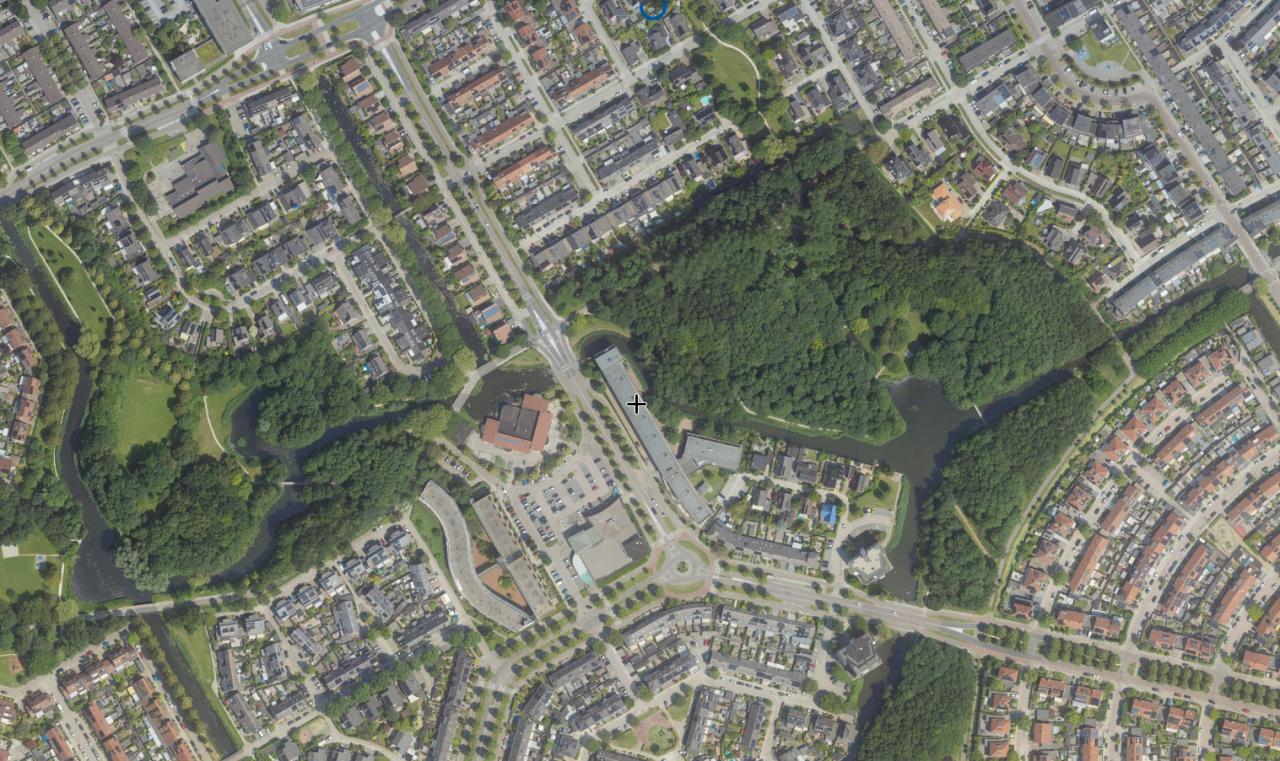 Leonard Bernsteinhof 53