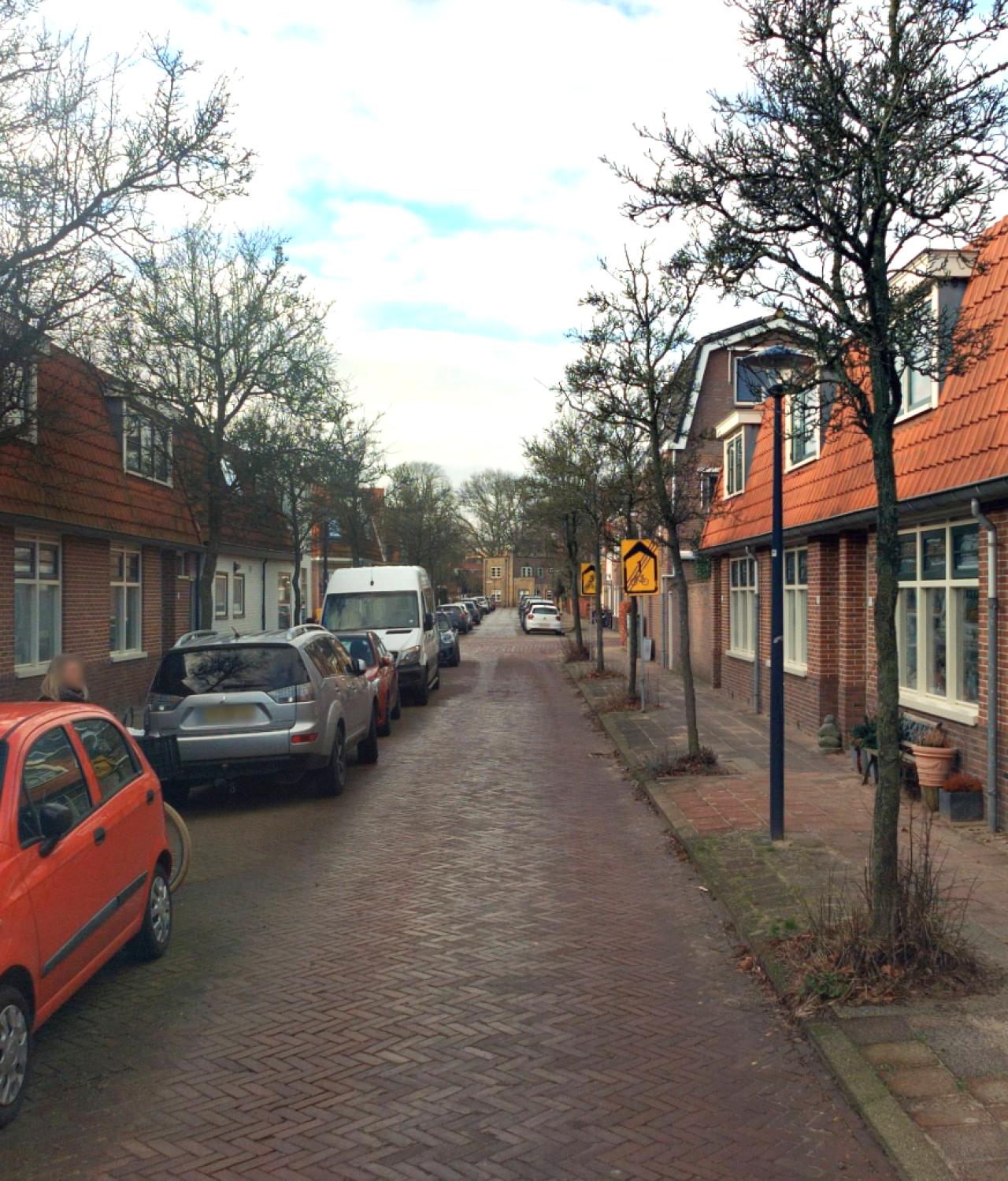 J.P. Coenstraat 36