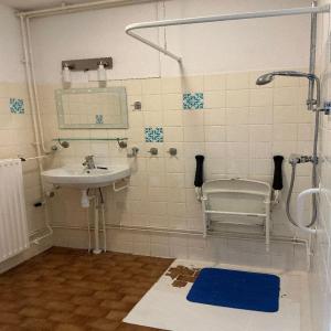 housePhoto