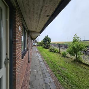 housePhoto