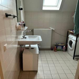housePhoto