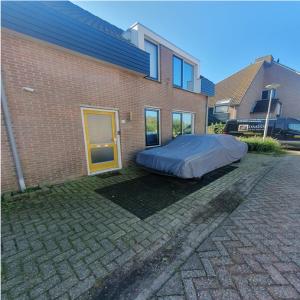 housePhoto